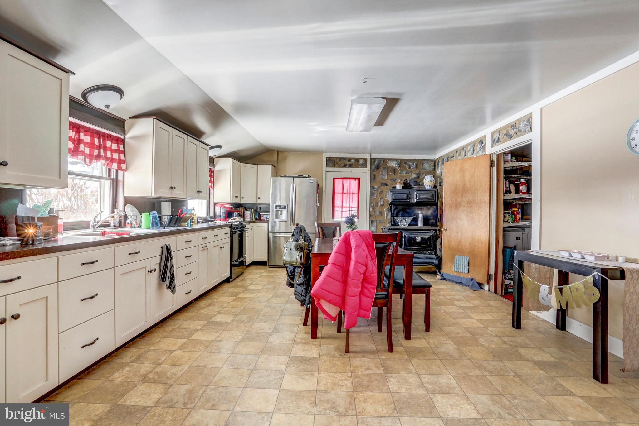 5335 Old Strasburg Road Kinzers, PA 17535 - Photo 14 of 35 Kitchen