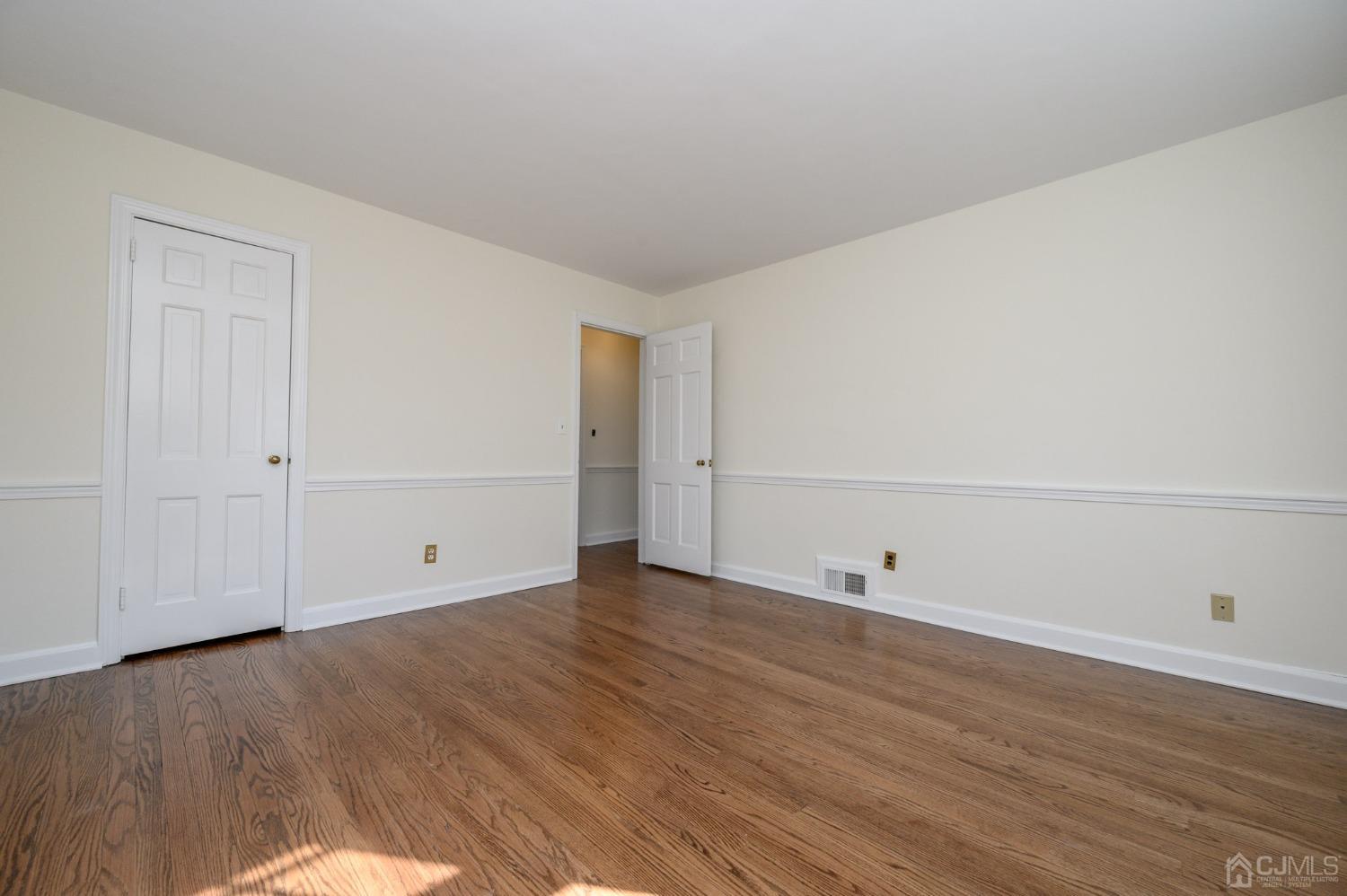 6 Far View Drive Mountainside, NJ 07092 - Photo 20 of 45 a view of an empty room