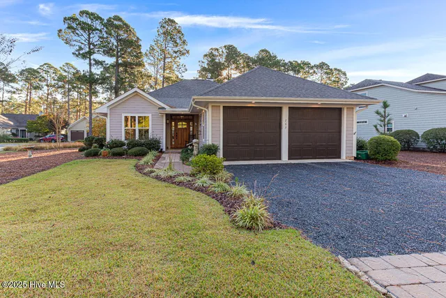 $665,000 | 263 Champions Ridge Drive, Southern Pines, NC 28387