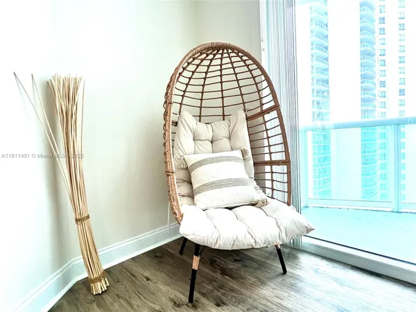 $4,200 | 231 Riverside Drive, Unit 1210, Daytona Beach, FL 32117