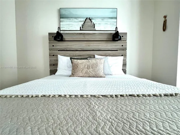 $4,200 | 231 Riverside Drive, Unit 1210, Daytona Beach, FL 32117