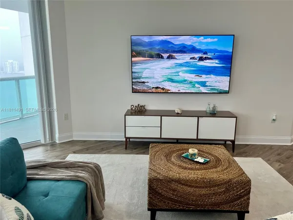 $4,200 | 231 Riverside Drive, Unit 1210, Daytona Beach, FL 32117