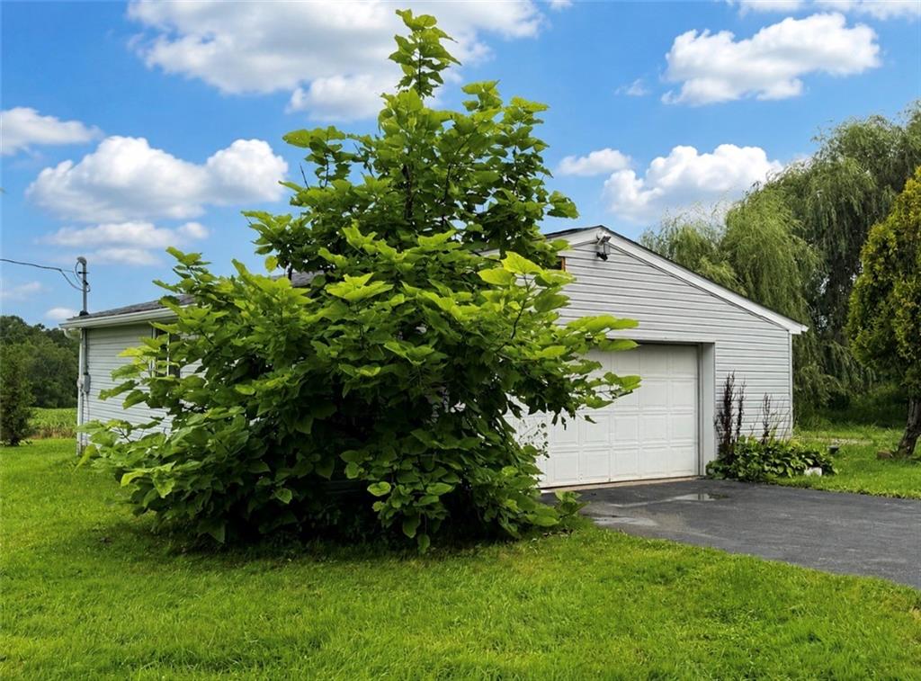 296 Crestview Road Slippery Rock, PA 16057 - Photo 4 of 46 Gallery Image 4