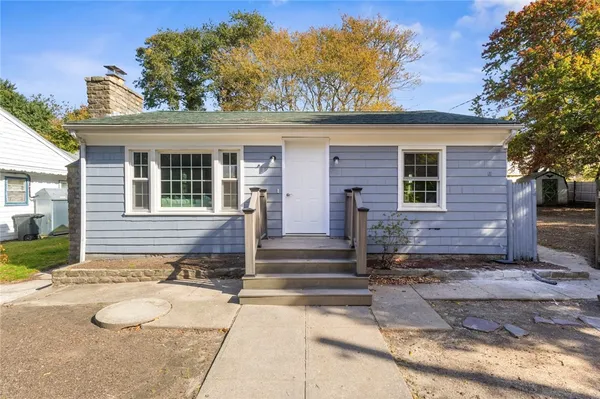 $650,000 | 400 Schooner Avenue, Jamestown, RI 02835