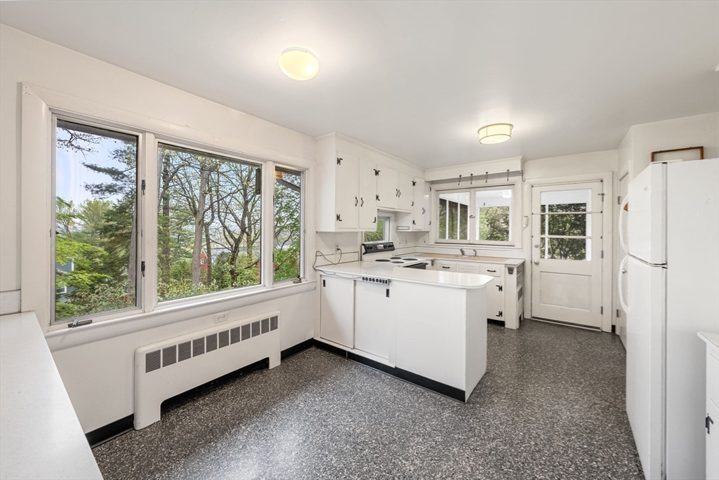 66 Windmill Lane Arlington, MA 02474 - Photo 15 of 33