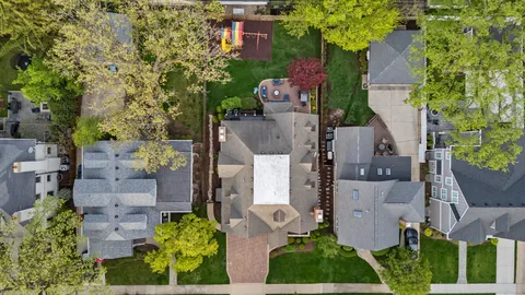 $1,725,000 | 4023 Lawn Avenue, Western Springs, IL 60558