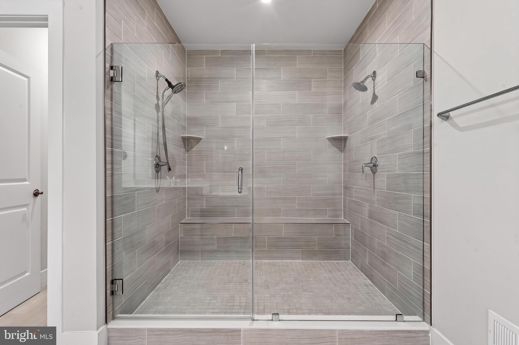 7305 Sugar Magnolia Loop Gainesville, VA 20155 - Photo 48 of 83