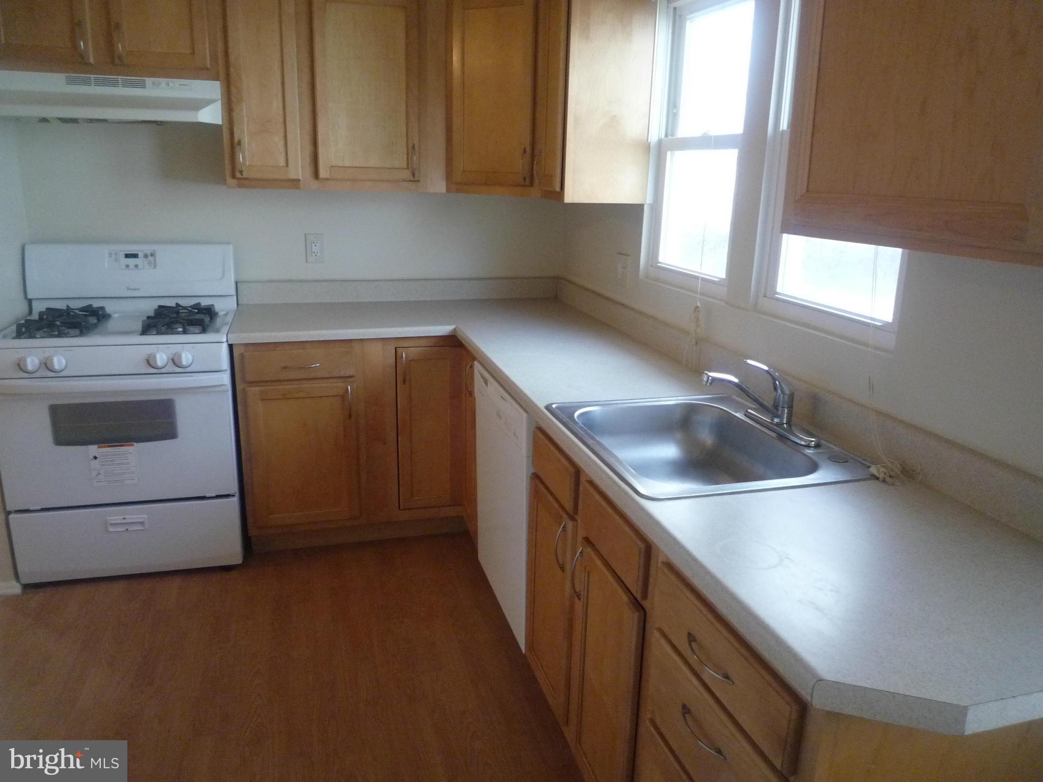 3904 Grierson Road Randallstown, MD 21133 - Photo 3 of 30 Kitchen