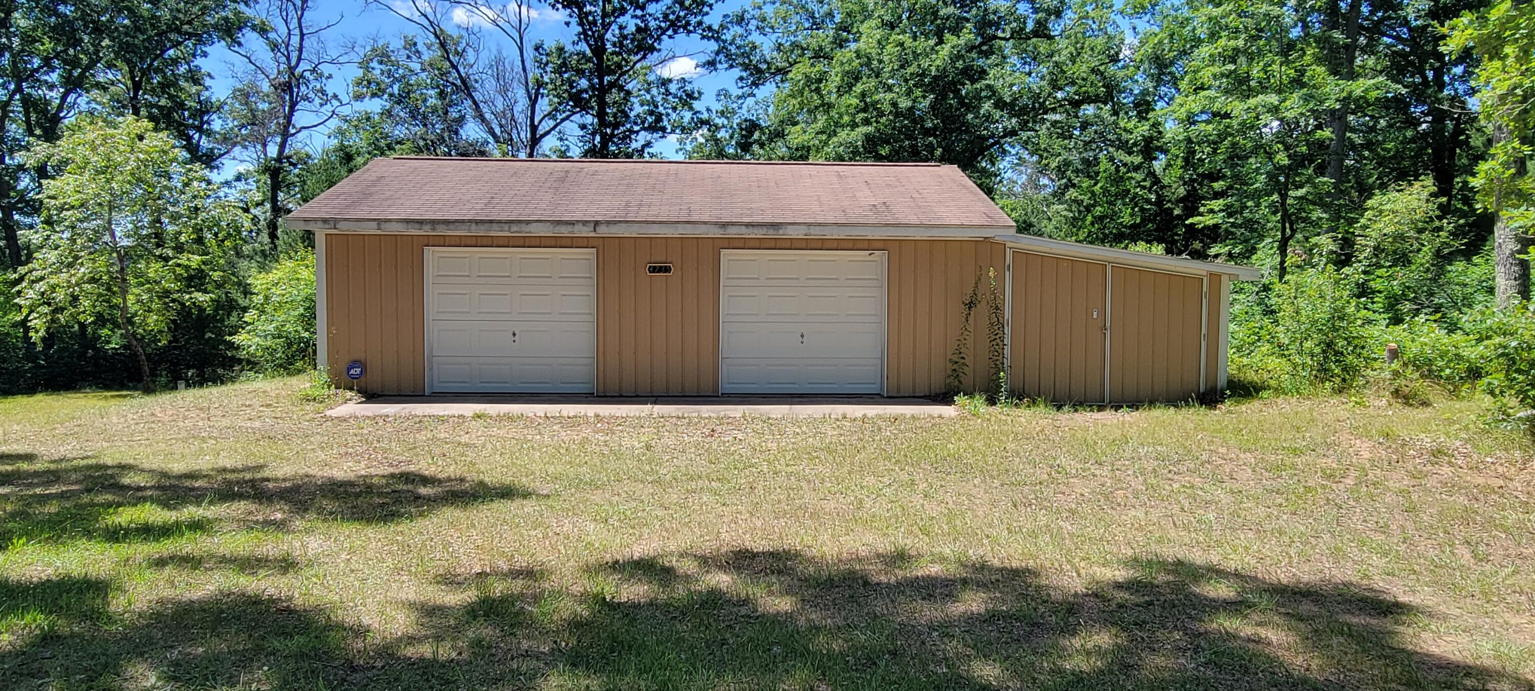 4735 South Astor Road Baldwin, MI 49304 - Photo 15 of 33 20250718_143606
