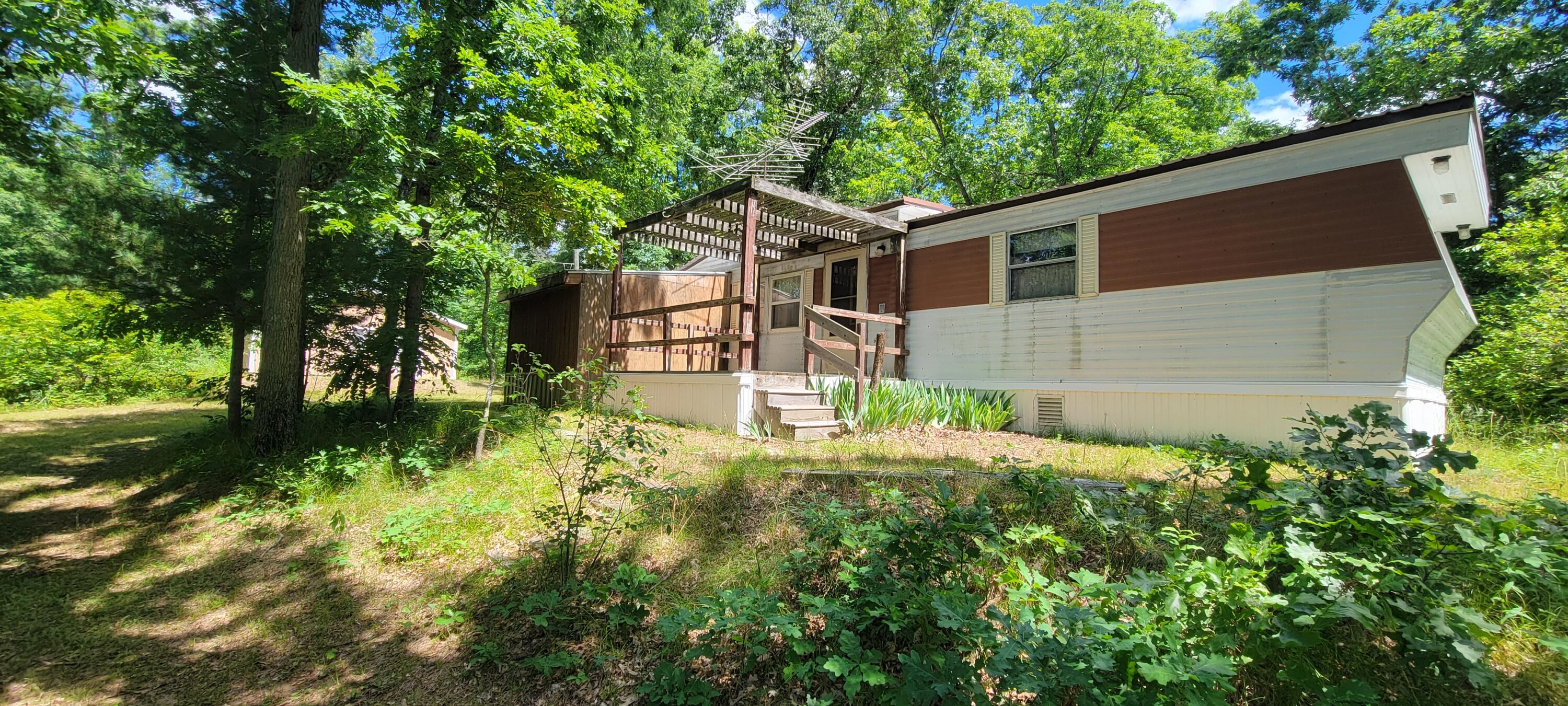 4735 South Astor Road Baldwin, MI 49304 - Photo 4 of 33 20250718_134700