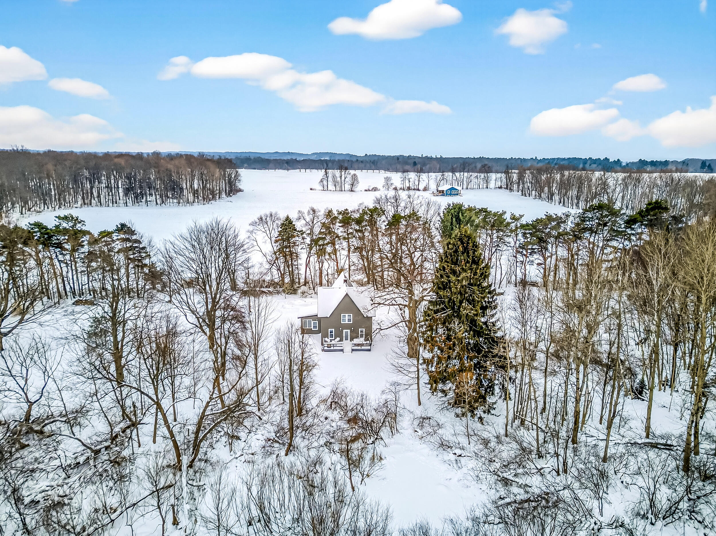 7107 West Webster Road Montague, MI 49437 - Photo 3 of 55 7107 w webster-3