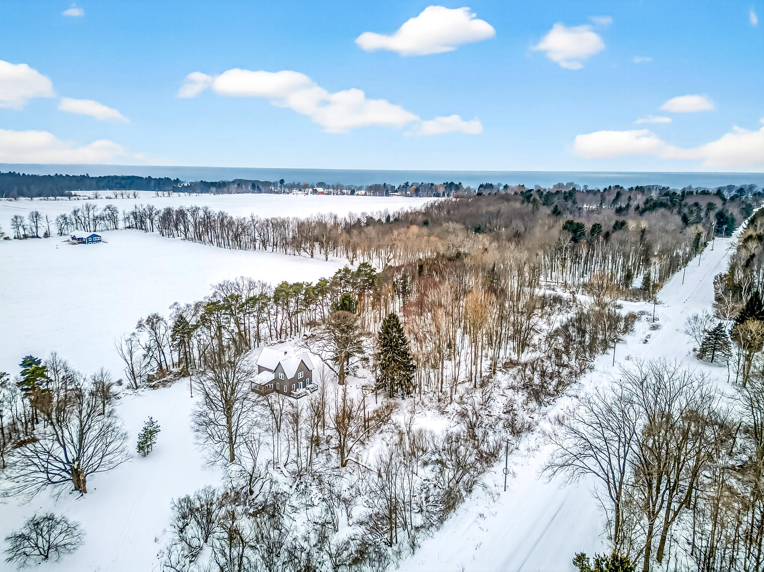 7107 West Webster Road Montague, MI 49437 - Photo 53 of 55 7107 w webster-2