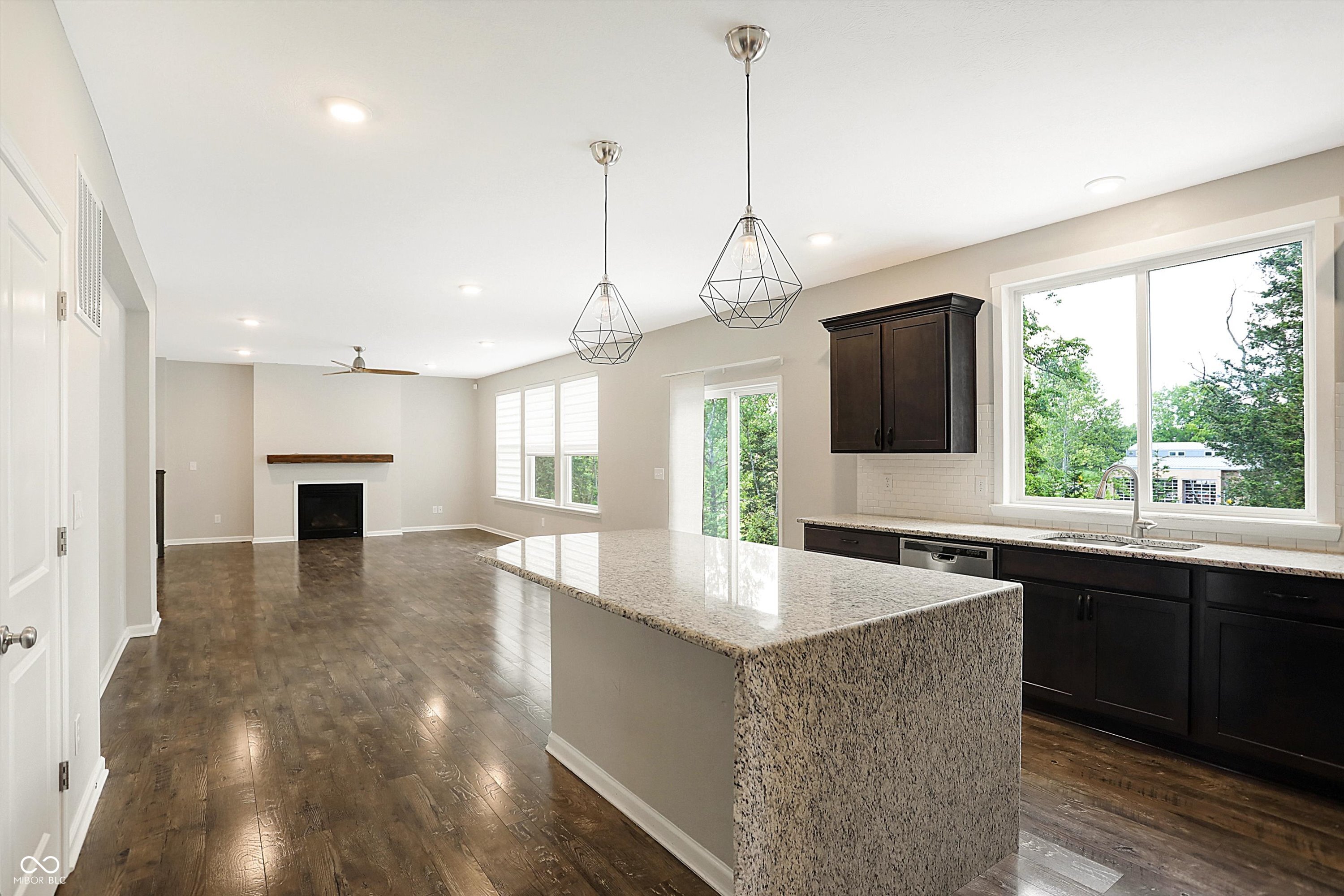 421 Ridgeview Lane Columbus, IN 47201 - Photo 18 of 65 Gallery Image 18