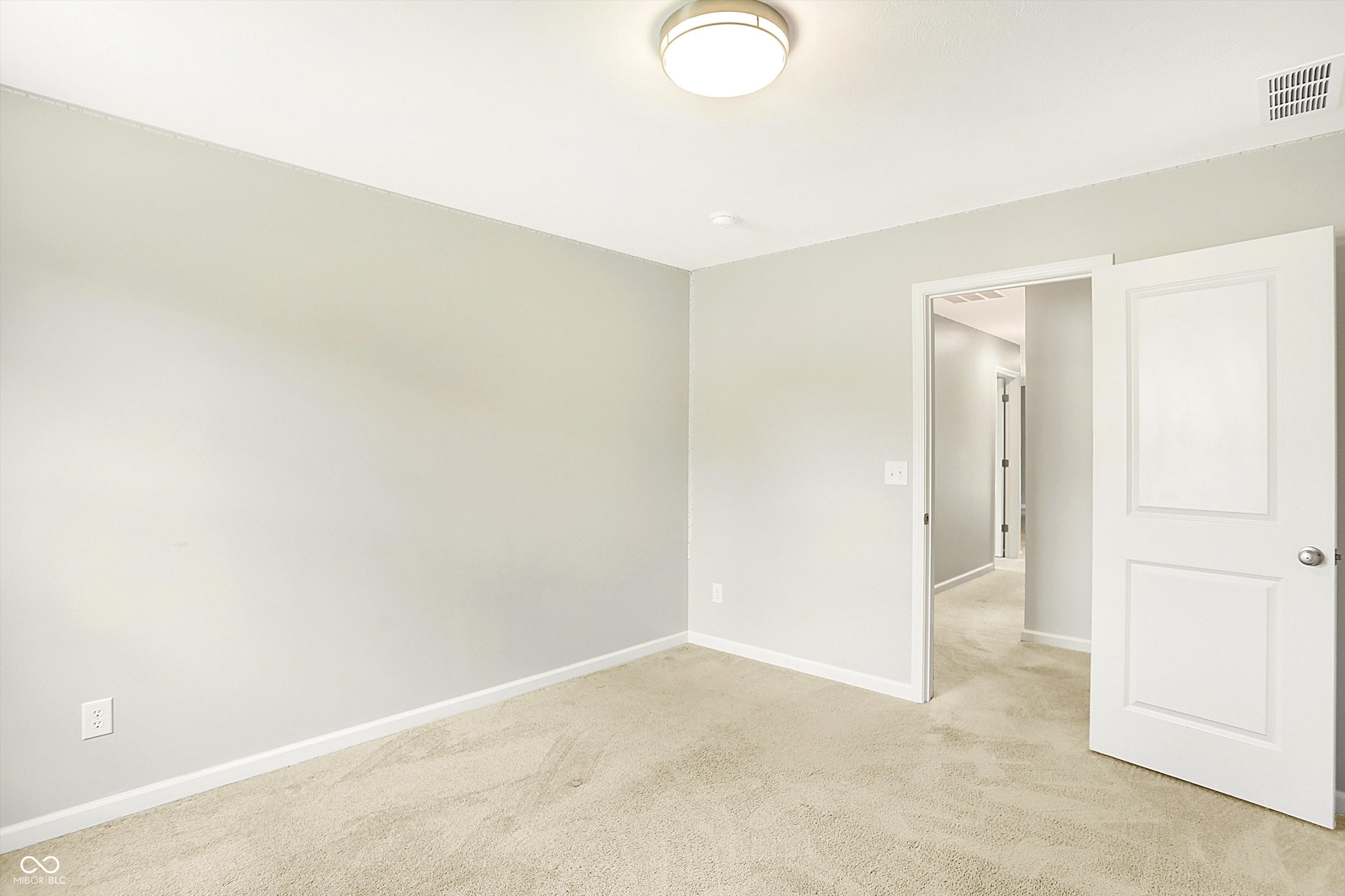 421 Ridgeview Lane Columbus, IN 47201 - Photo 33 of 65 Gallery Image 33