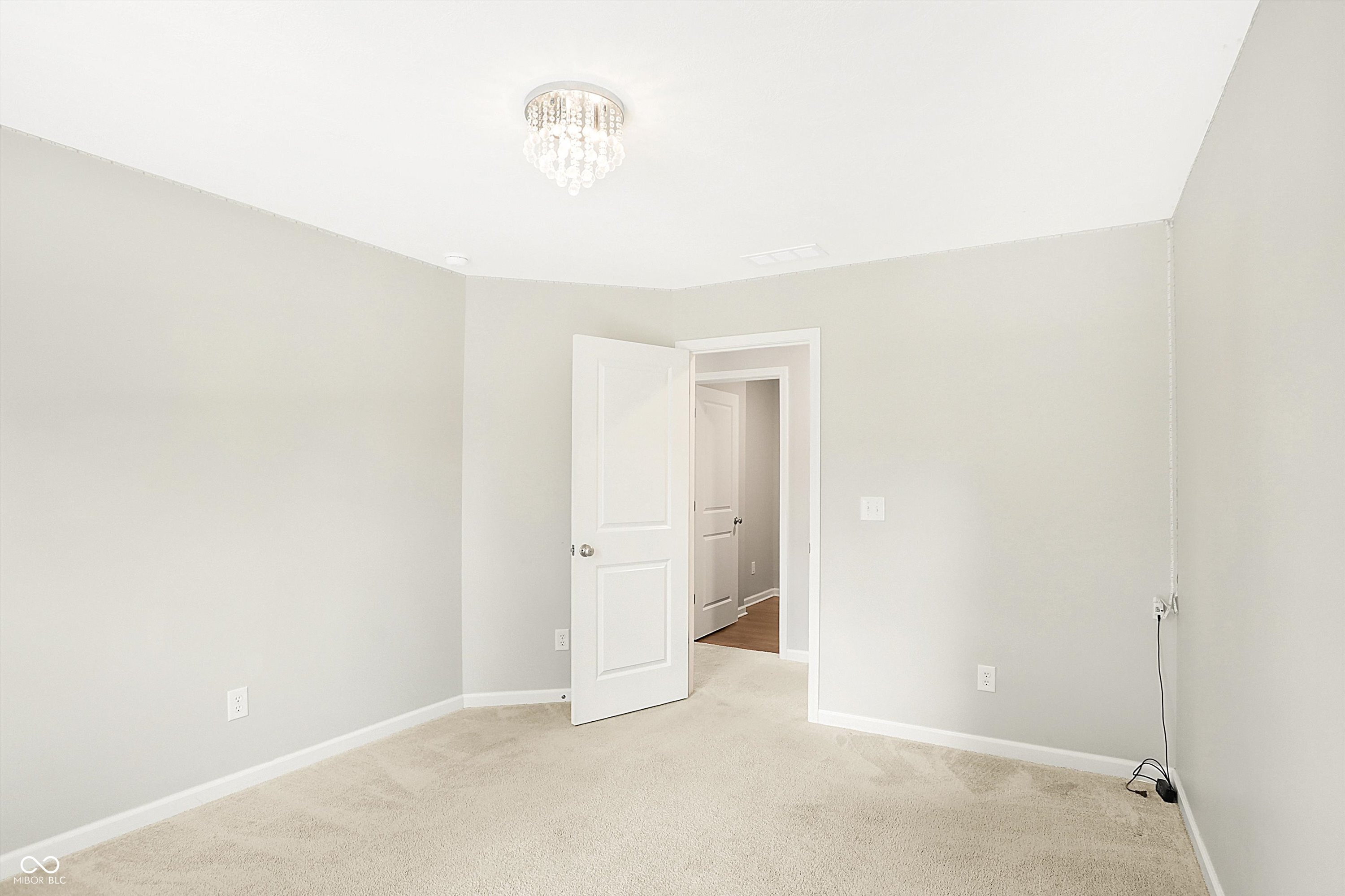 421 Ridgeview Lane Columbus, IN 47201 - Photo 50 of 65 Gallery Image 50