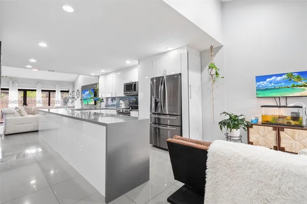 $450,000 | 1946 Southwest 81st Terrace, Davie, FL 33324