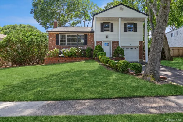 $729,000 | 18 Linden Street, Selden, NY 11784
