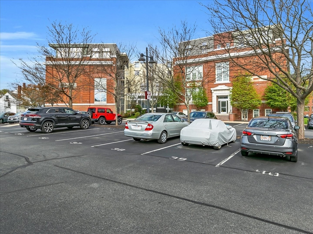 45 Rantoul Street, Unit 208 Beverly, MA 01915 - Photo 24 of 28 Gallery Image 24
