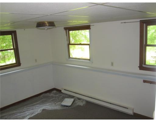 799 Middlesex Road Topsham, ME 04086 - Photo 13 of 24 Bedroom.