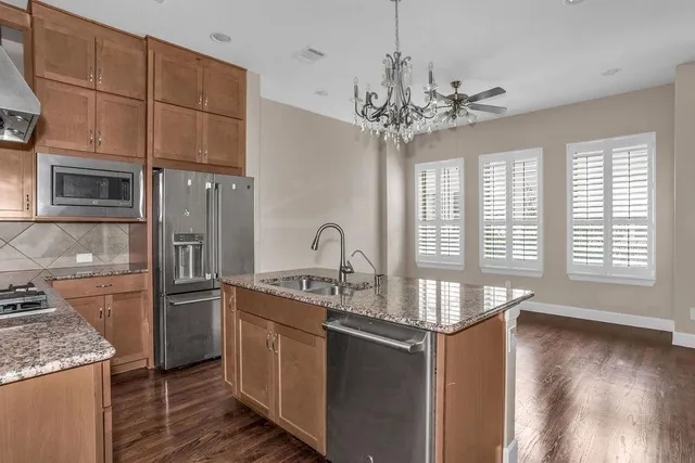 $3,500 | 5436 Ashby Grove Street, Dallas, TX 75209