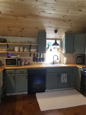 $112,900 | 7312 Blue Lake Circle, Blackshear, GA 31516