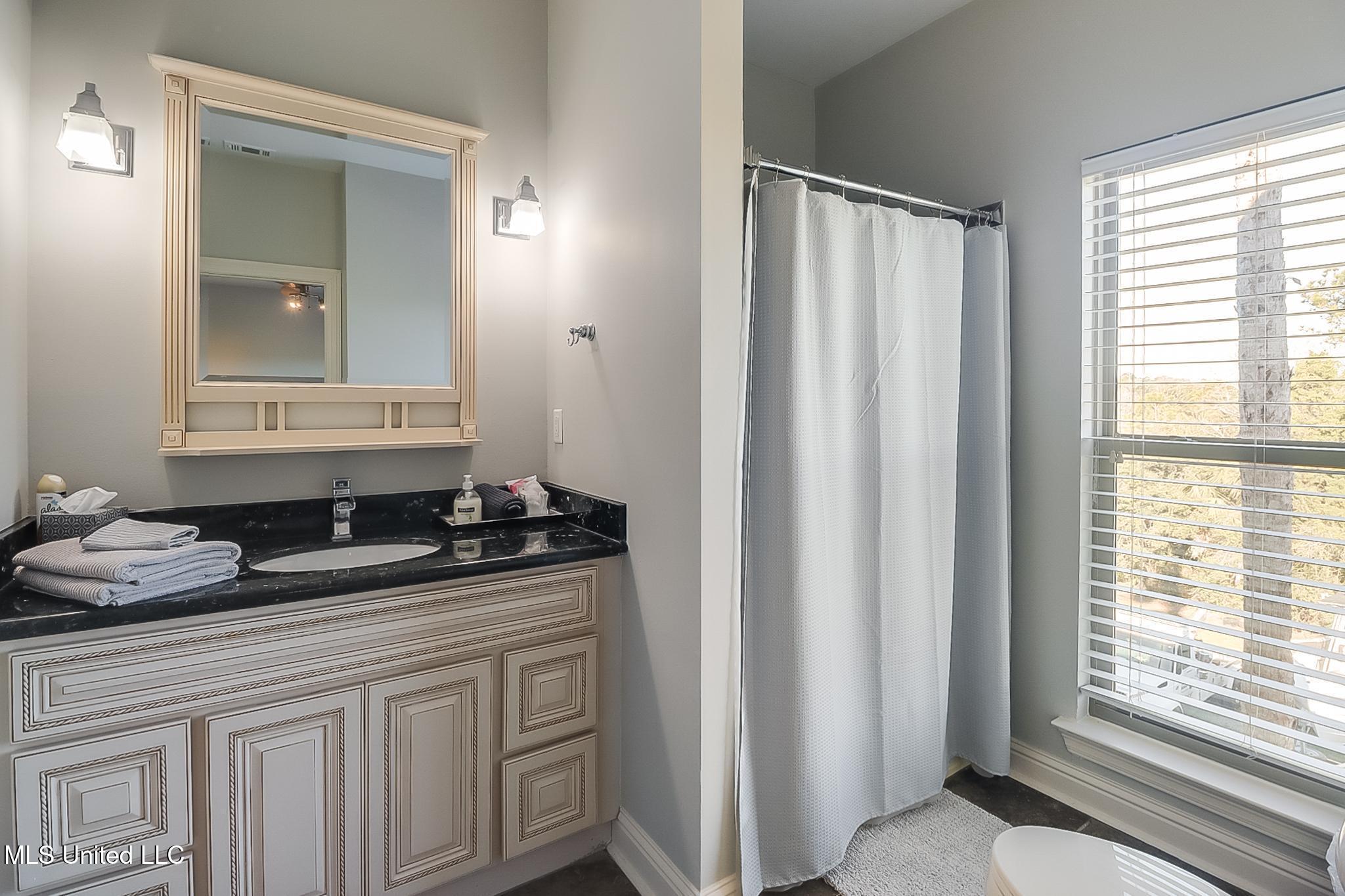 1400 Mill Road, Unit 30 Gulfport, MS 39507 - Photo 13 of 28 Photo Feb 21 2025, 9 50 19 AM (2)