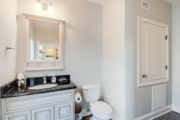 $2,600 | 1400 Mill Road, Unit 30, Gulfport, MS 39507