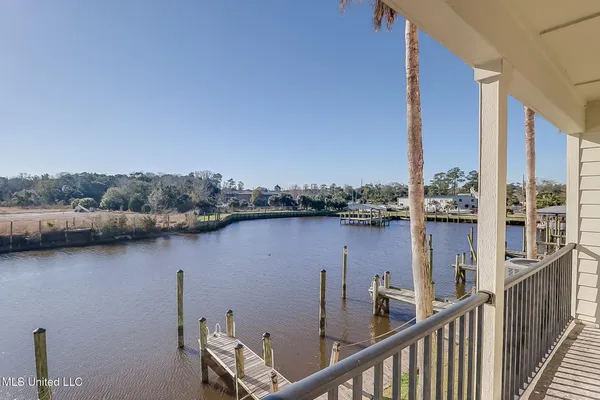 $2,600 | 1400 Mill Road, Unit 30, Gulfport, MS 39507