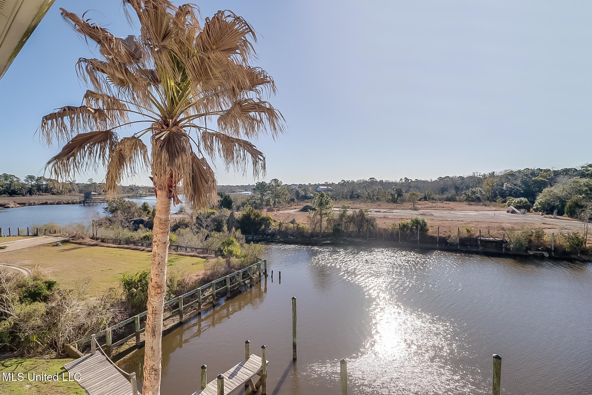 1400 Mill Road, Unit 30 Gulfport, MS 39507 - Photo 27 of 28 Photo Feb 21 2025, 9 52 50 AM