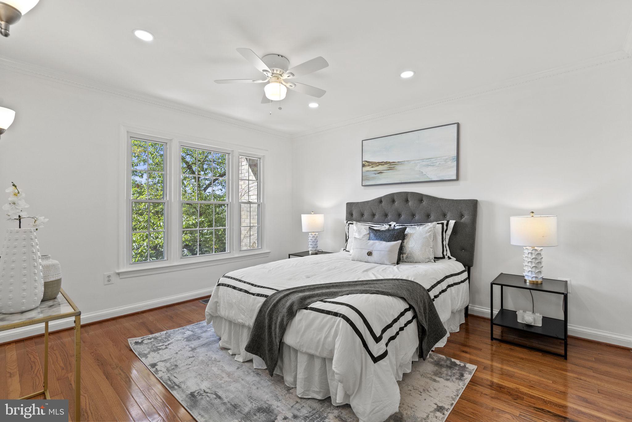 1638 Beekman Place Northwest, Unit D Washington, DC 20009 - Photo 13 of 26 Primary Bedroom