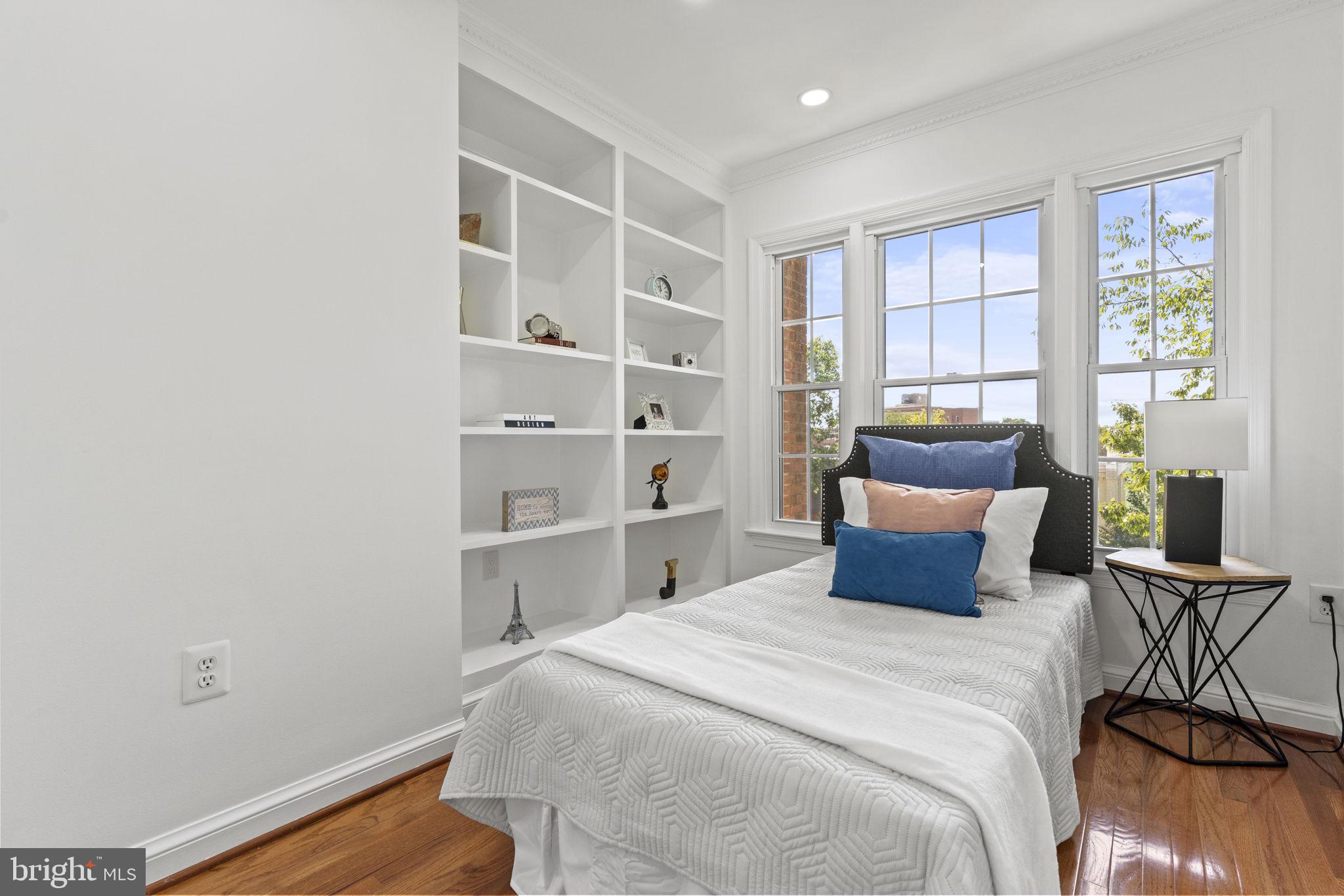 1638 Beekman Place Northwest, Unit D Washington, DC 20009 - Photo 18 of 26 Third bedroom/office