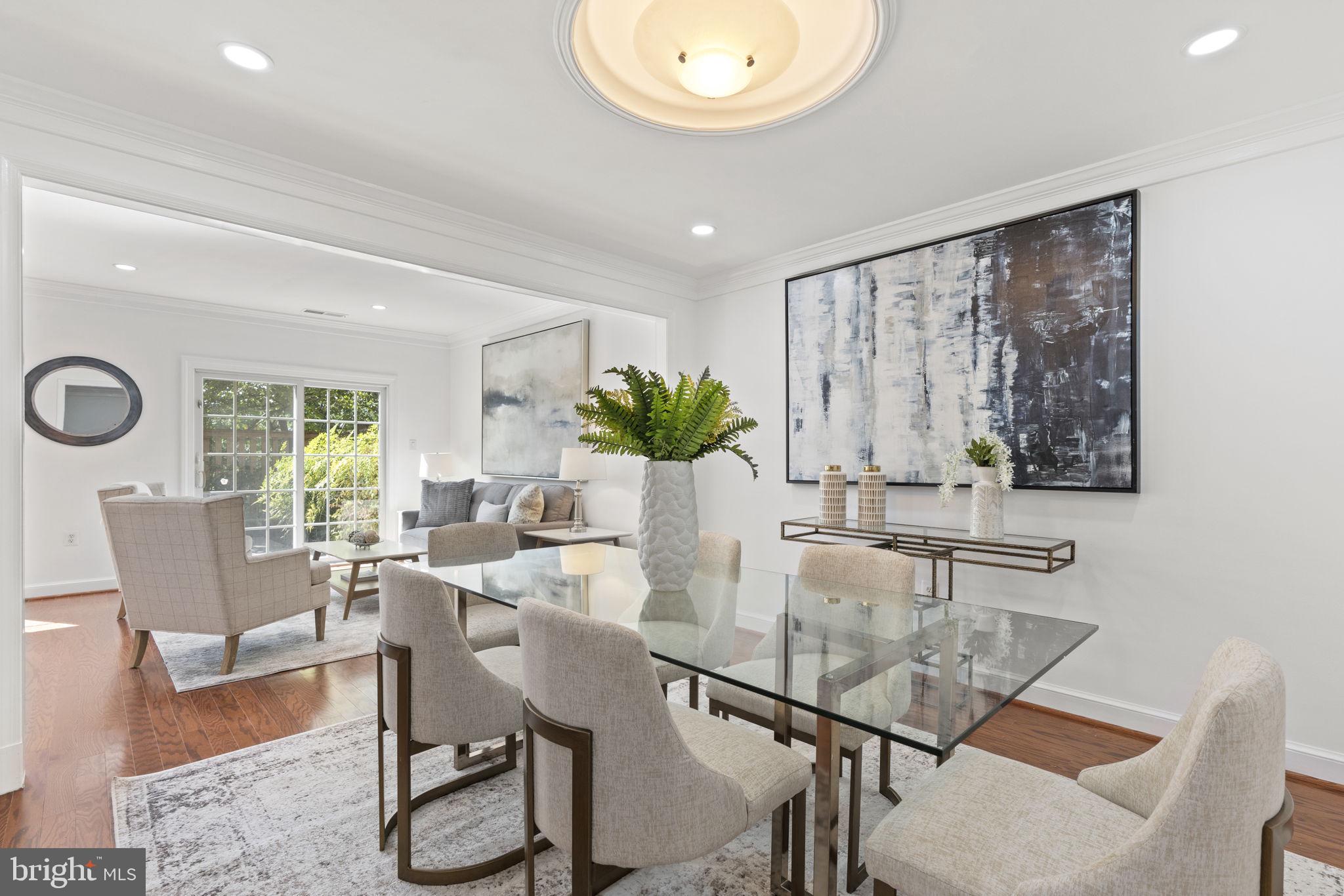 1638 Beekman Place Northwest, Unit D Washington, DC 20009 - Photo 4 of 26 Dining Room
