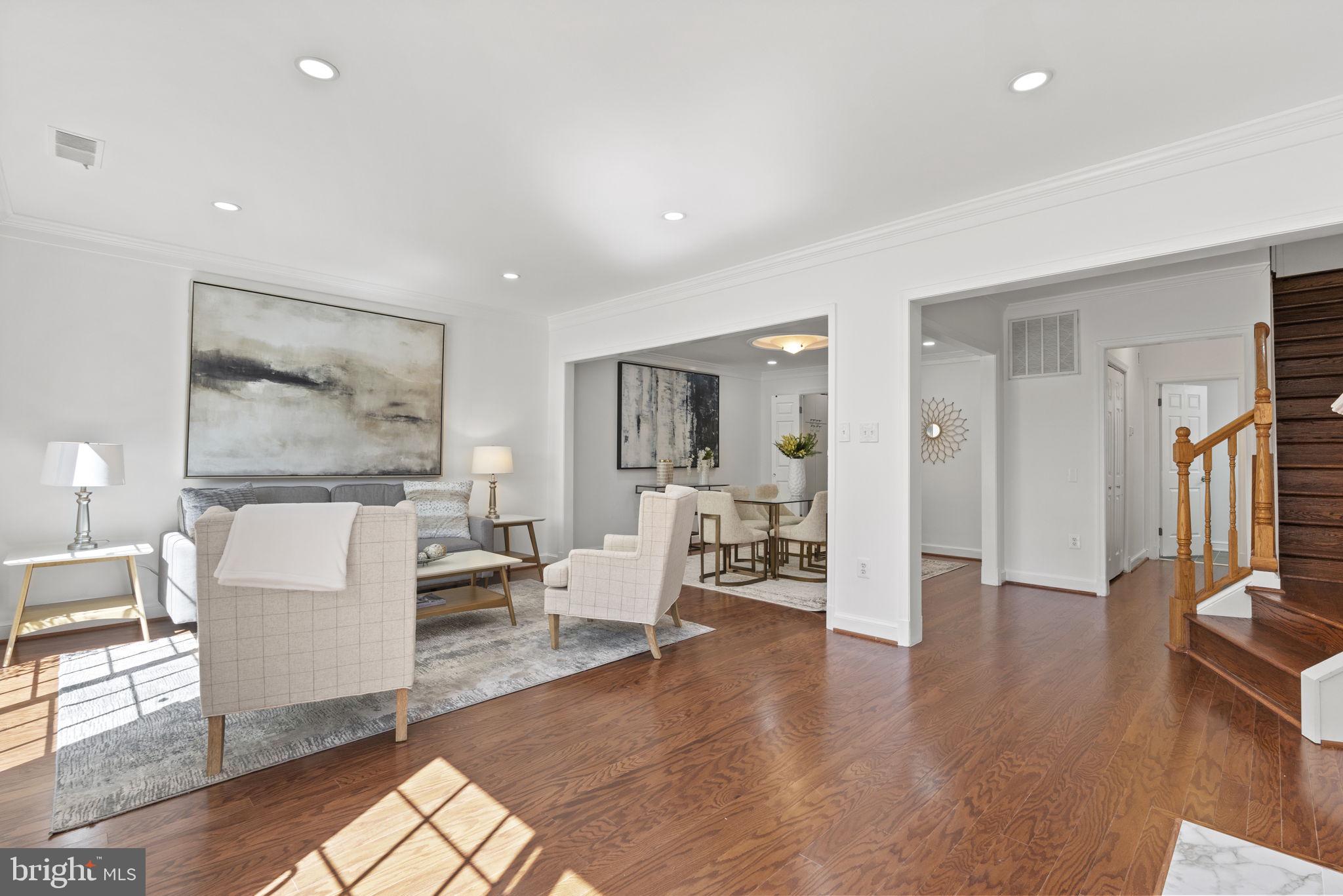 1638 Beekman Place Northwest, Unit D Washington, DC 20009 - Photo 5 of 26 Dining Room