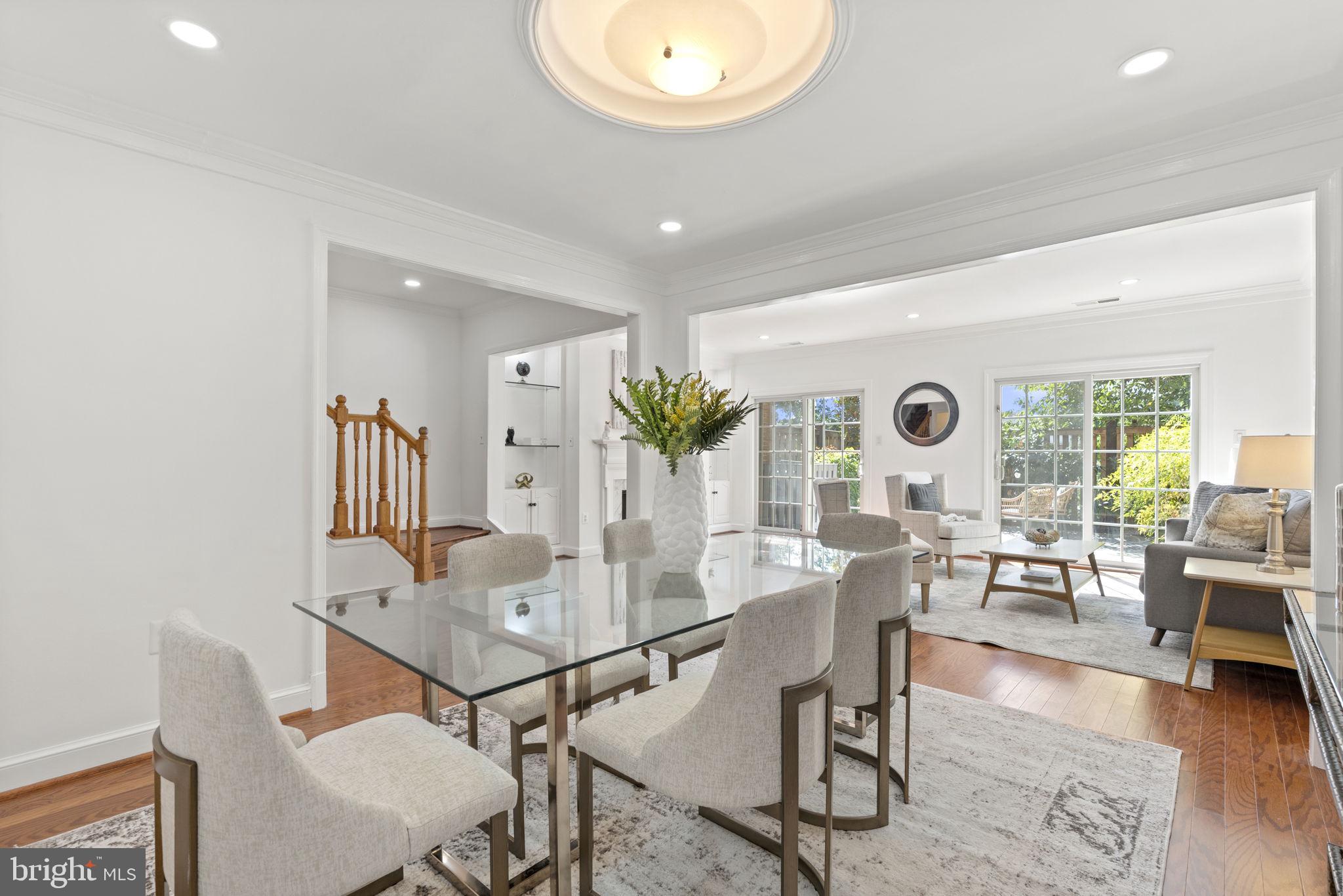 1638 Beekman Place Northwest, Unit D Washington, DC 20009 - Photo 7 of 26 Dining Room