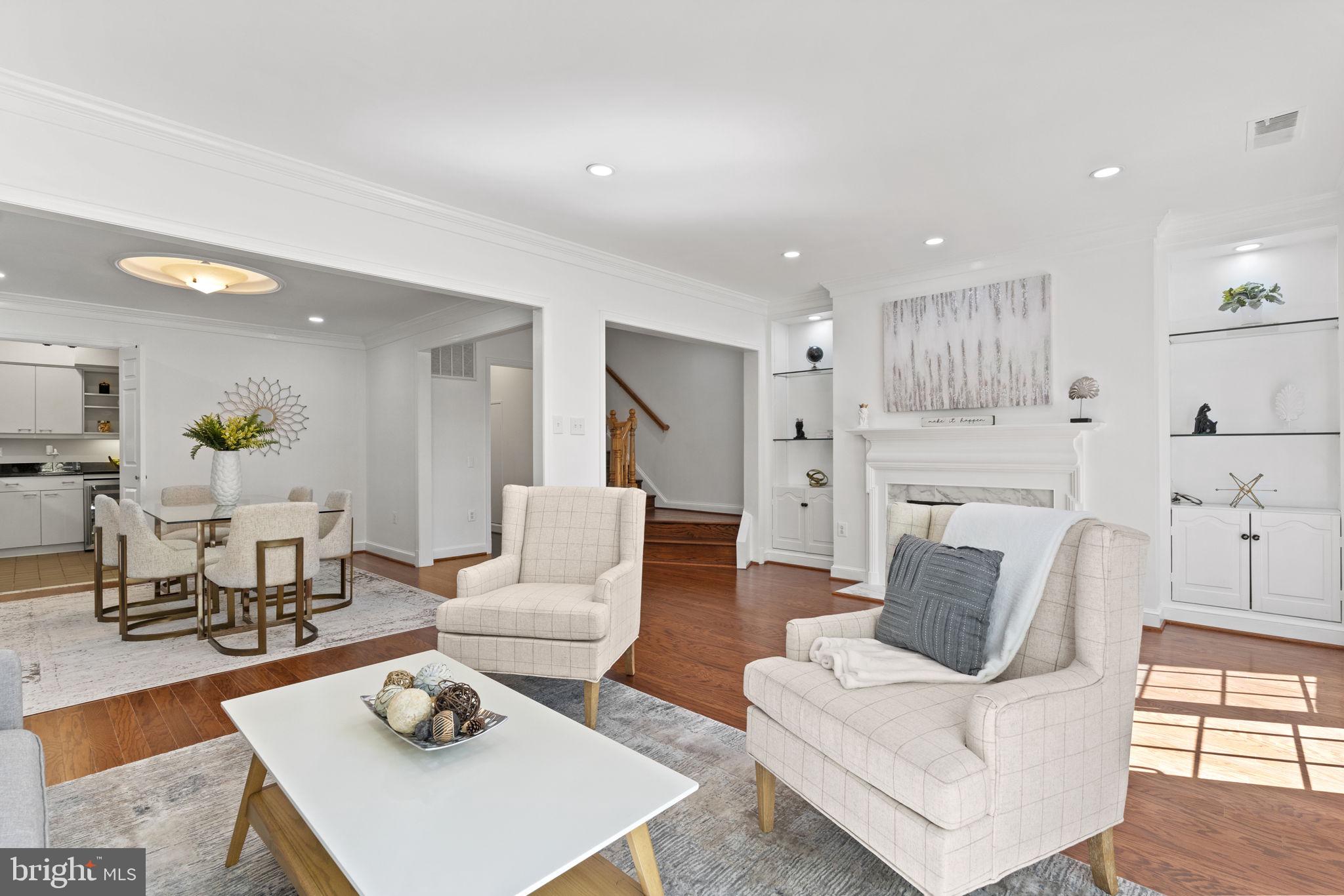 1638 Beekman Place Northwest, Unit D Washington, DC 20009 - Photo 9 of 26 Dining Room