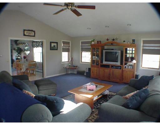 34 Providence Road Grafton, MA 01519 - Photo 8 of 24 Gallery Image 8
