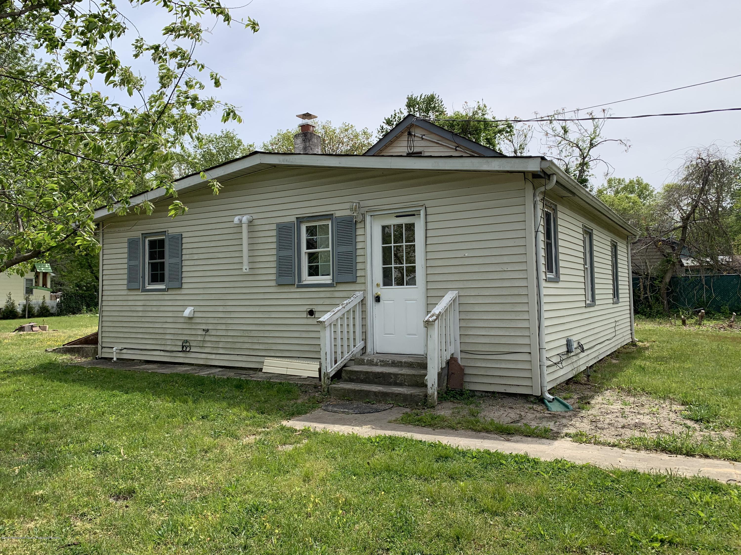 F2E342D8-2EC3-41CA-B9AD-D6DAE3444D02