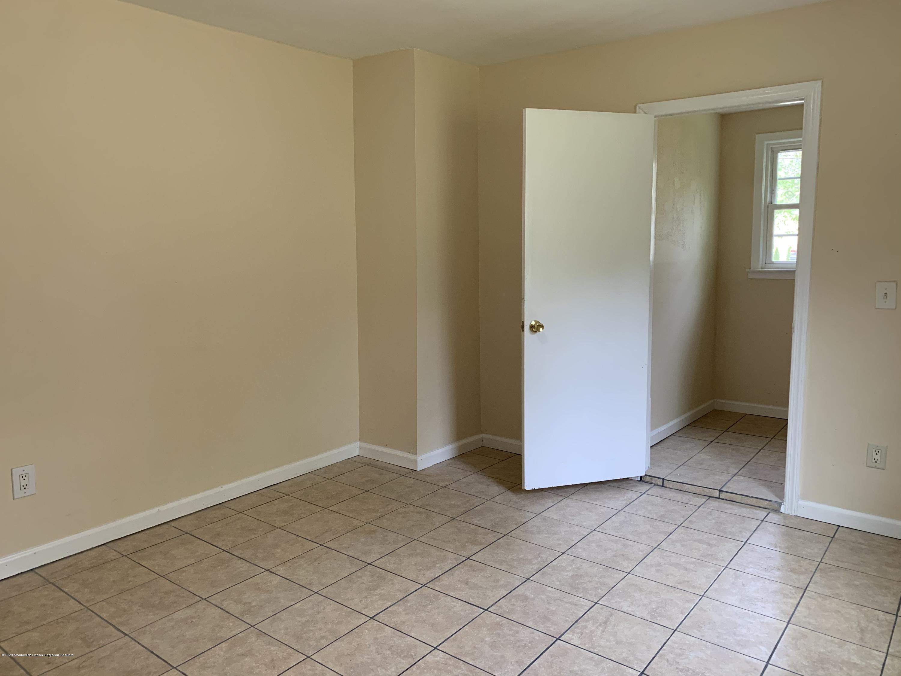 3 Ermack Street Howell, NJ 07731 - Photo 6 of 21 CC2420A3-E442-4999-9777-9393C77A13B8