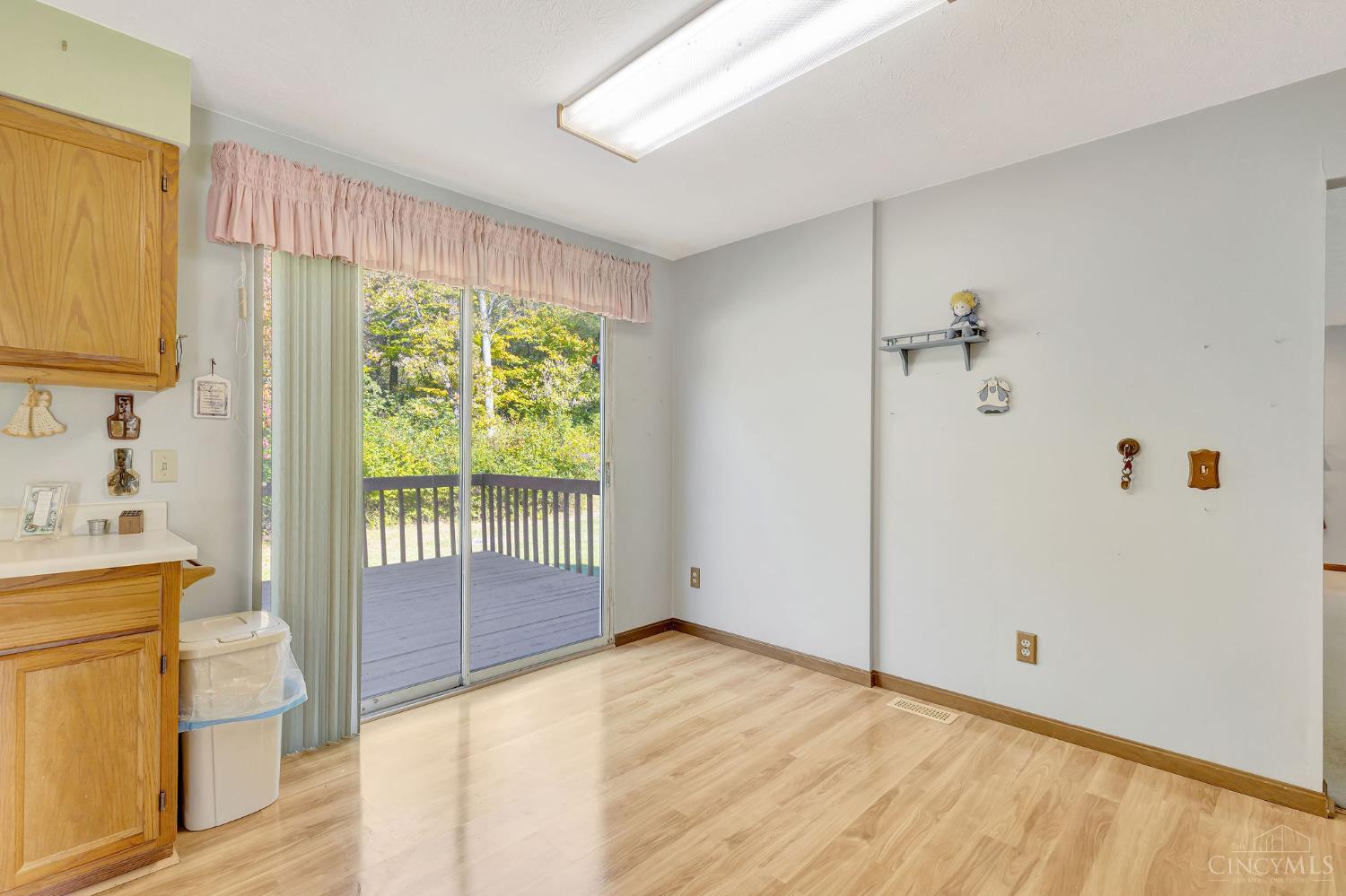 3646 Rackacres Drive Cincinnati, OH 45211 - Photo 15 of 41 Gallery Image 15