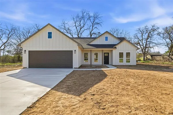 $265,000 | 103 Peverly Street, Whitney, TX 76692
