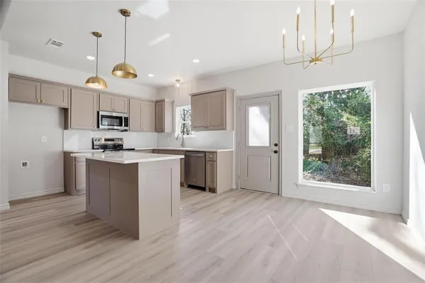 $265,000 | 103 Peverly Street, Whitney, TX 76692