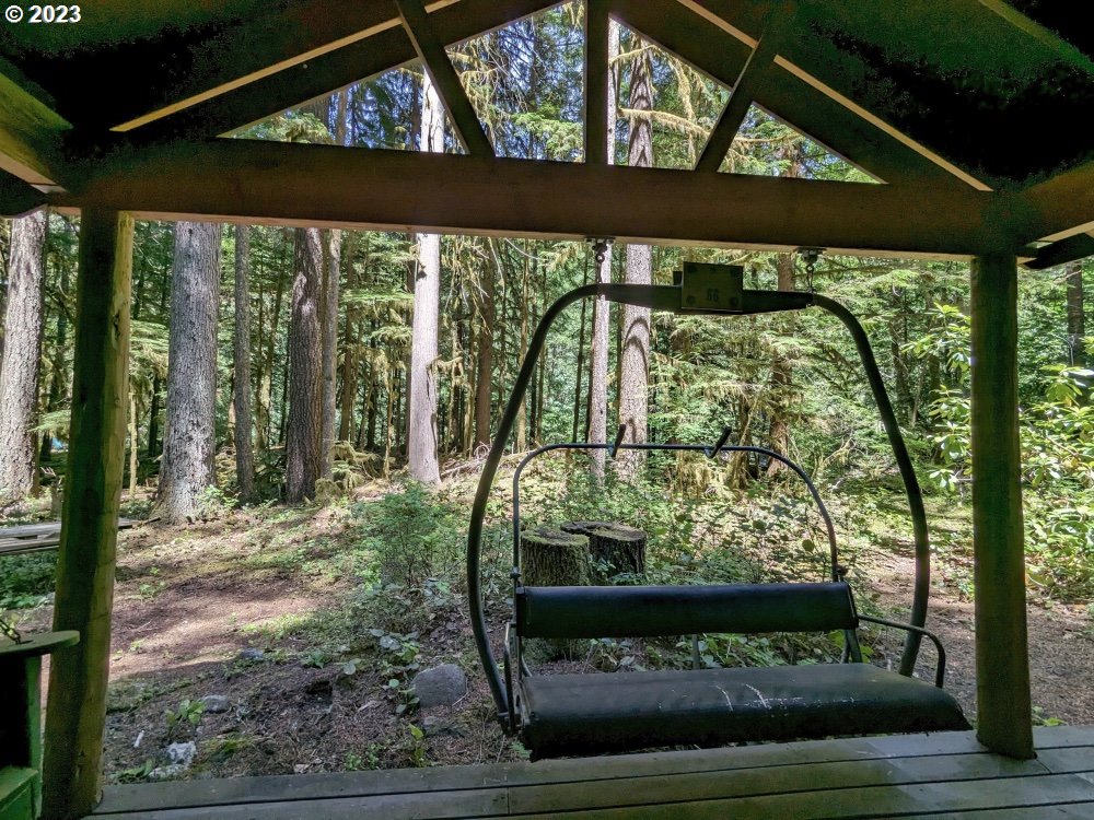 28084 Road 20 D Rhododendron, OR 97049 - Photo 29 of 32 a view of a porch