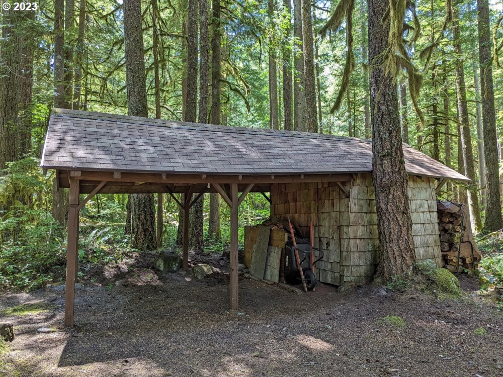28084 Road 20 D Rhododendron, OR 97049 - Photo 31 of 32 a view of a wooden deck with a yard