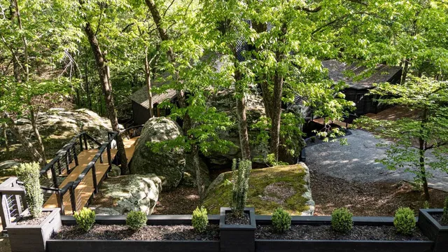 $1,575,000 | 314 Fairy Trail, Lookout Mountain, TN 37350