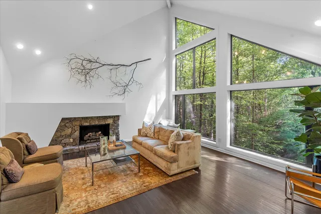 $1,575,000 | 314 Fairy Trail, Lookout Mountain, TN 37350