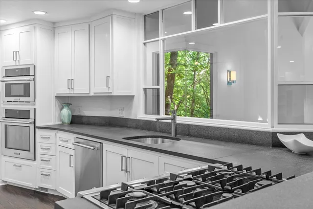 $1,575,000 | 314 Fairy Trail, Lookout Mountain, TN 37350