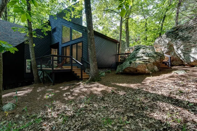 $1,575,000 | 314 Fairy Trail, Lookout Mountain, TN 37350