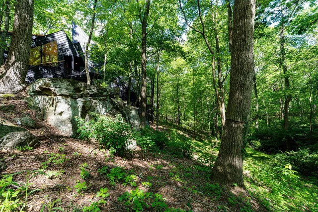 $1,575,000 | 314 Fairy Trail, Lookout Mountain, TN 37350