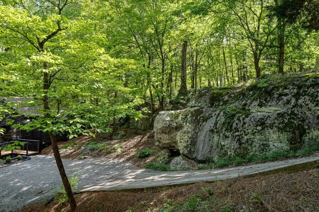 $1,575,000 | 314 Fairy Trail, Lookout Mountain, TN 37350