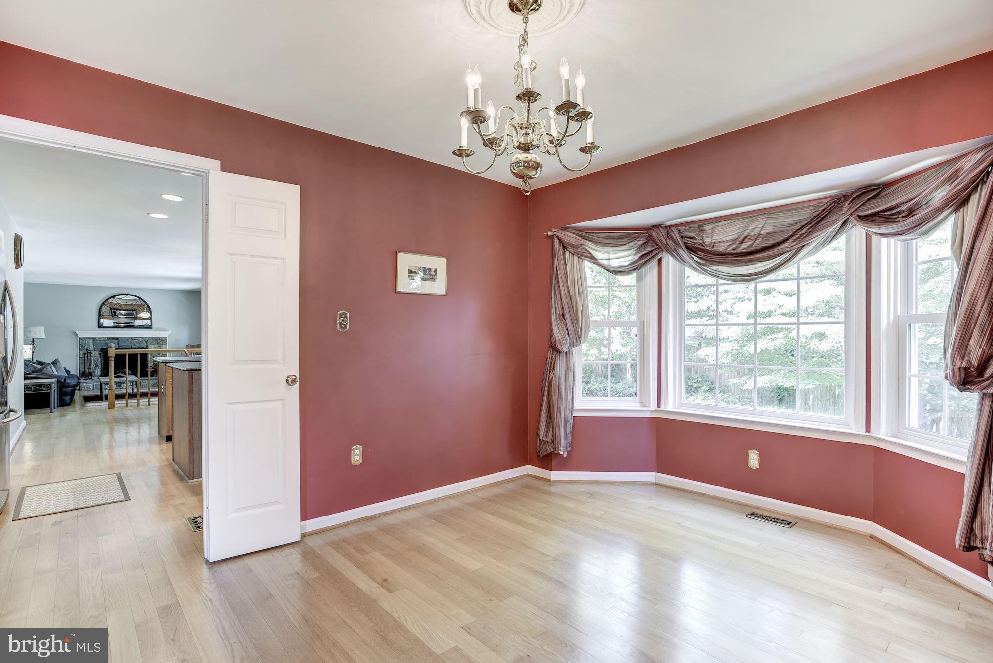 12586 Rock Ridge Road Herndon, VA 20170 - Photo 17 of 67 Gallery Image 17